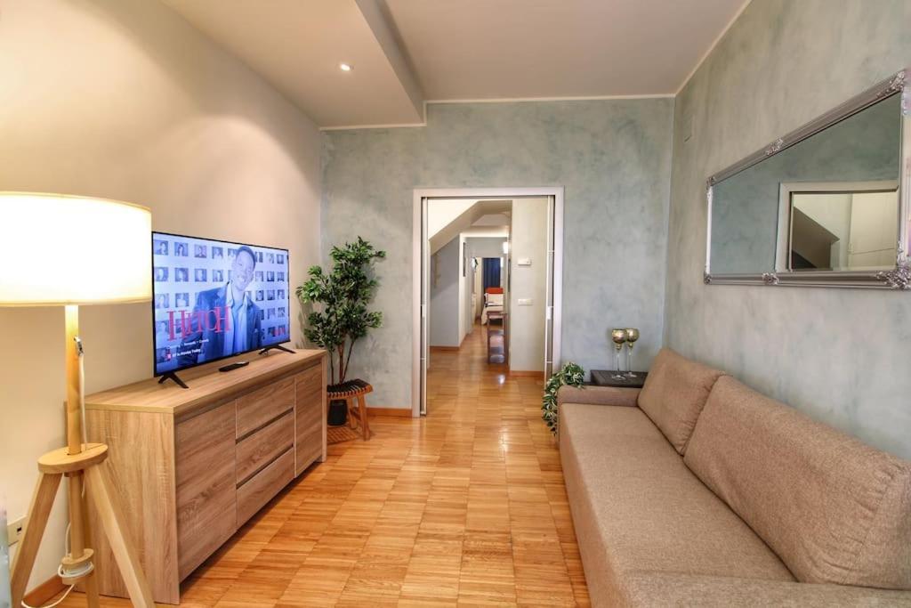 Paglia45 Apartment At Trastevere By Yourhost Rome Luaran gambar
